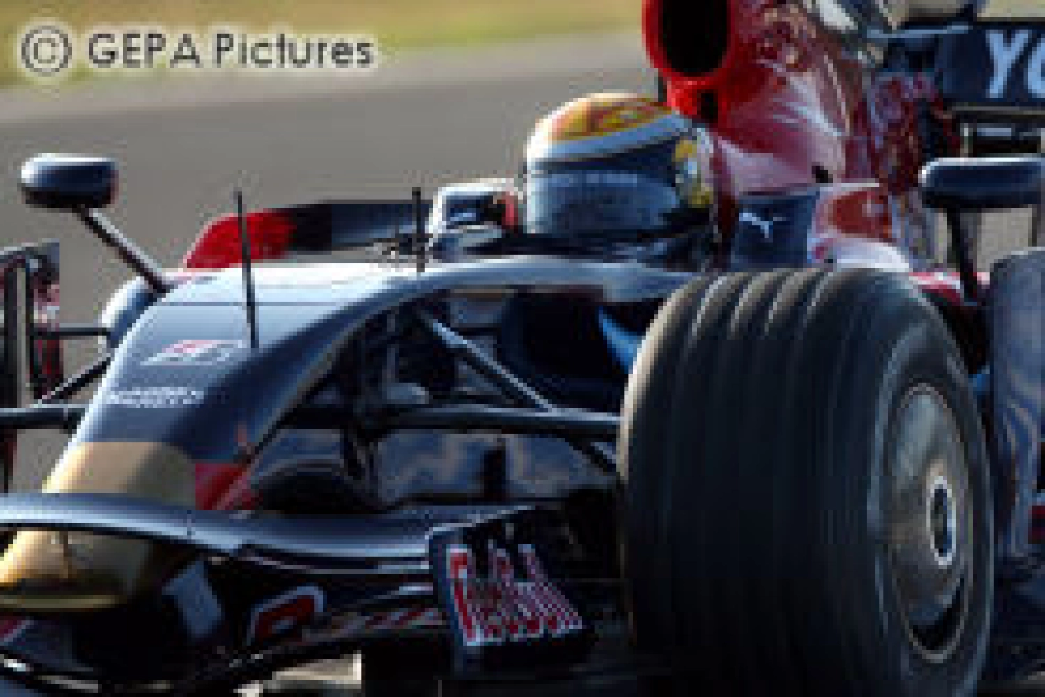 Jerez Day 2 – Buemi takes on Vettel!