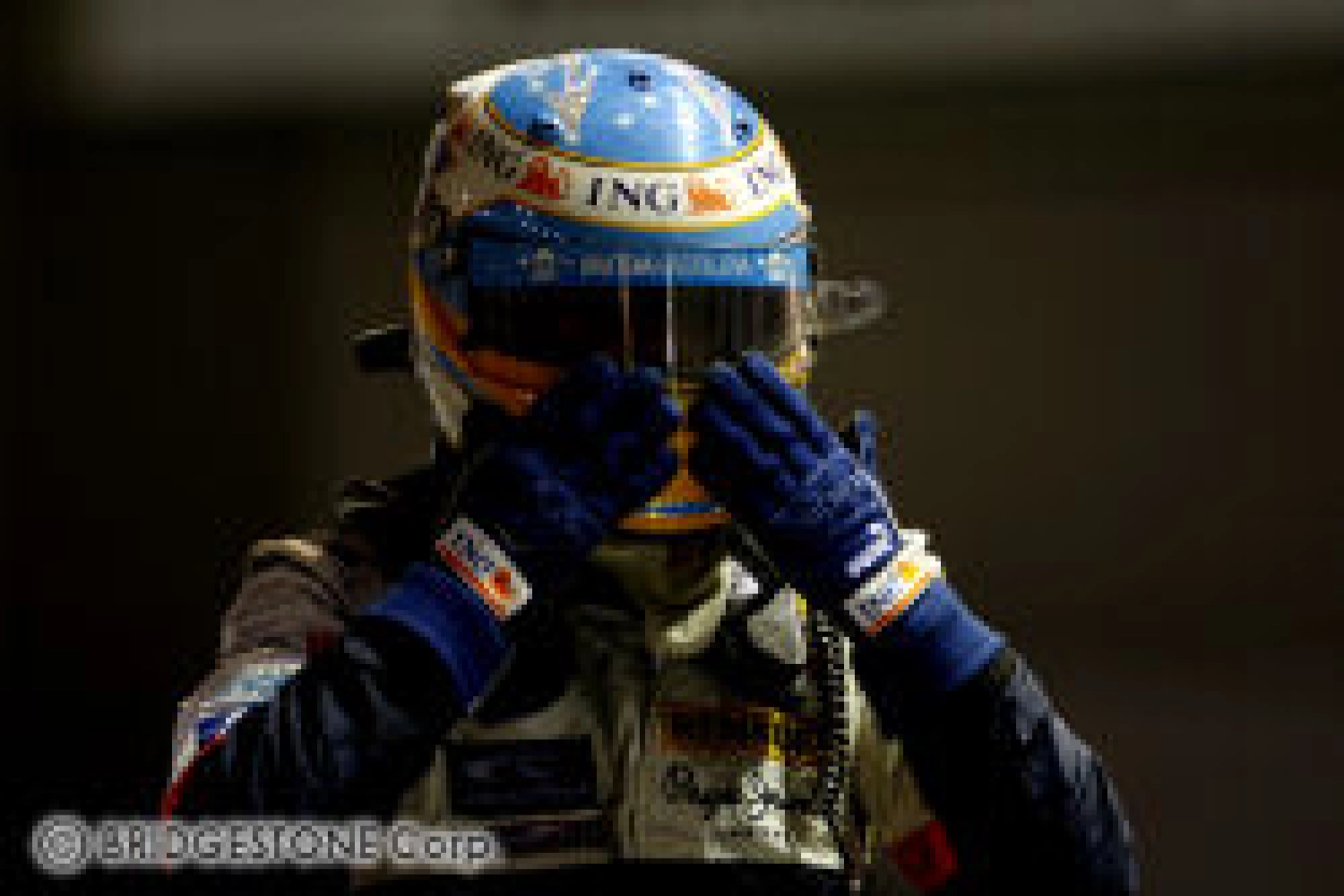 Alonso elected better than Hamilton according to the English!