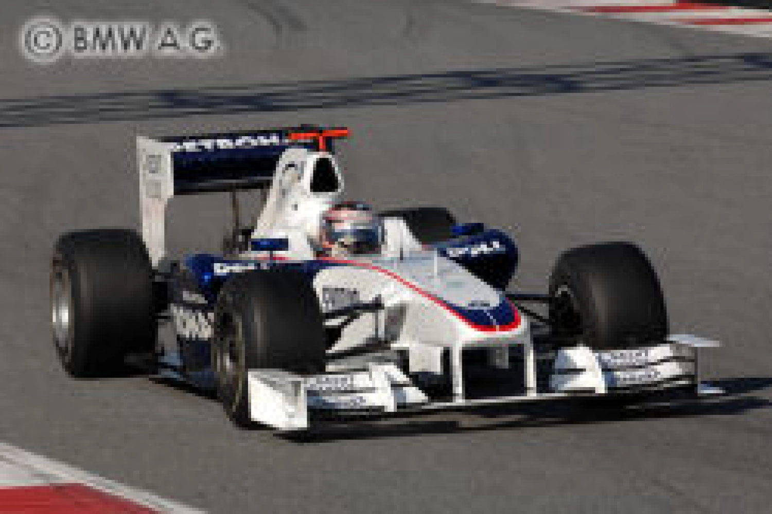 Aerodynamic Changes of F1 in 2009 + Photos