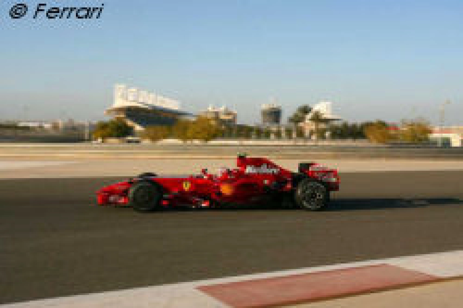 Sakhir Day 2 – A sandstorm prevents any testing in Bahrain