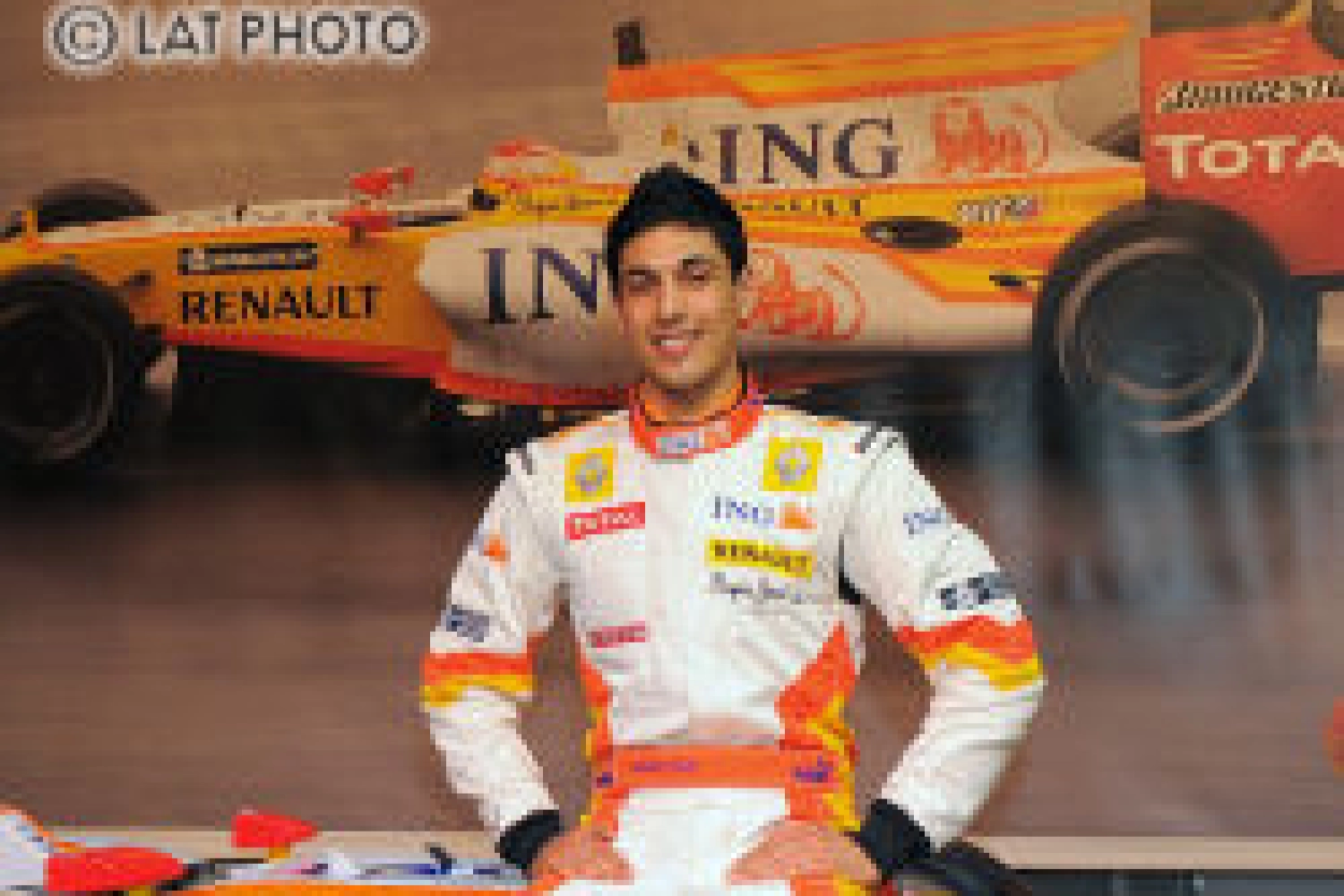 Adam Khan conducts aerodynamic tests for Renault