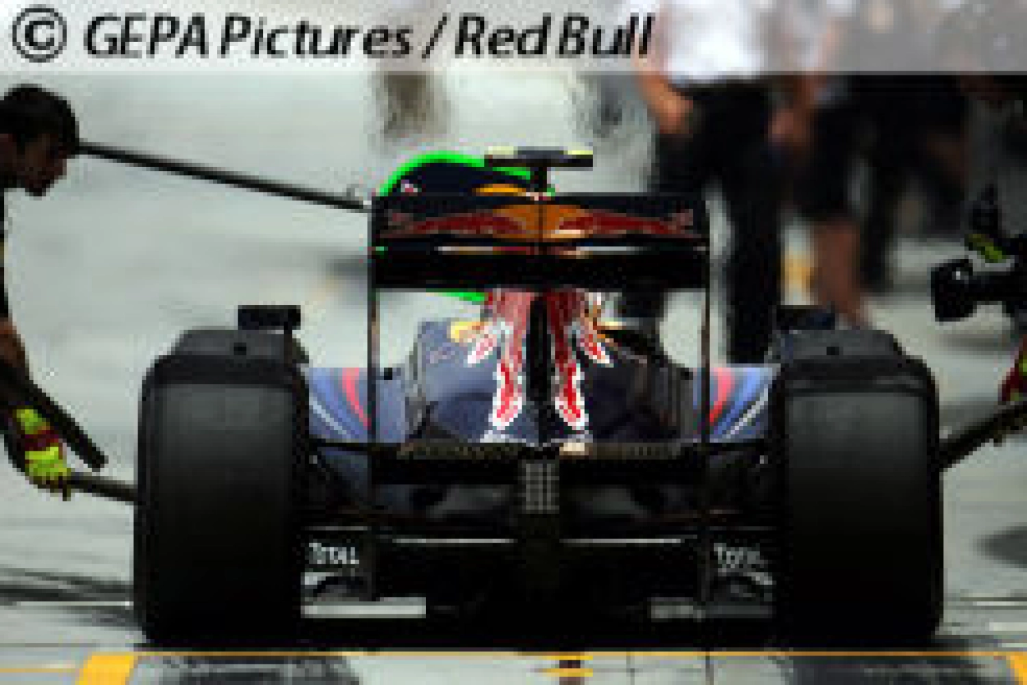 Red Bull modifies its gearbox