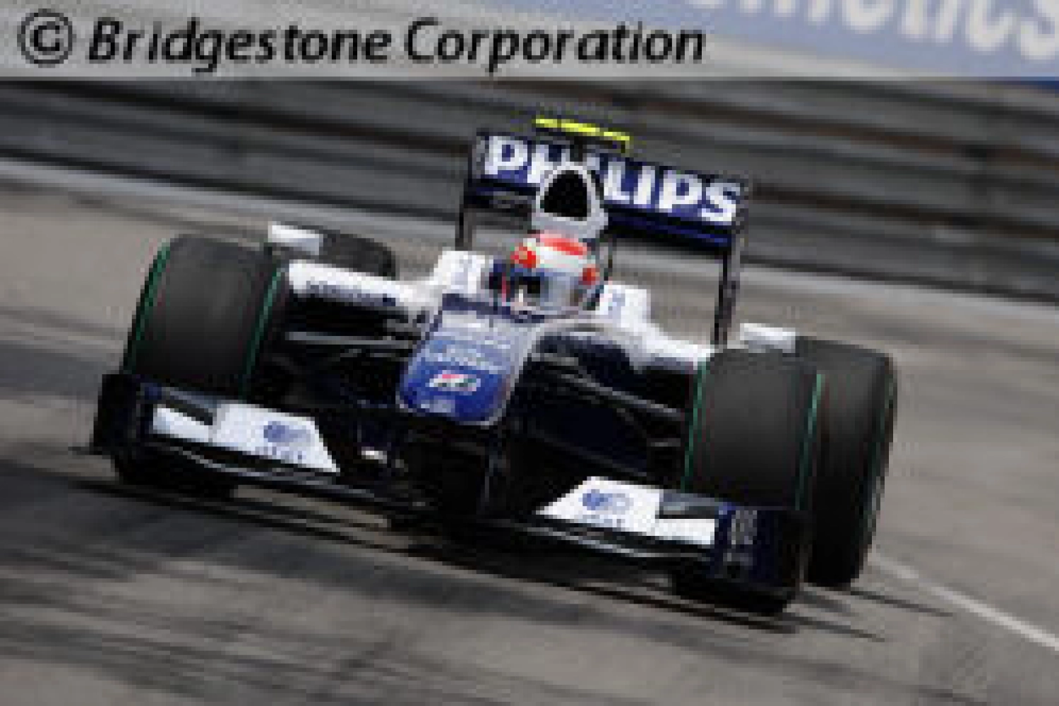 Williams will display two new logos in Abu Dhabi
