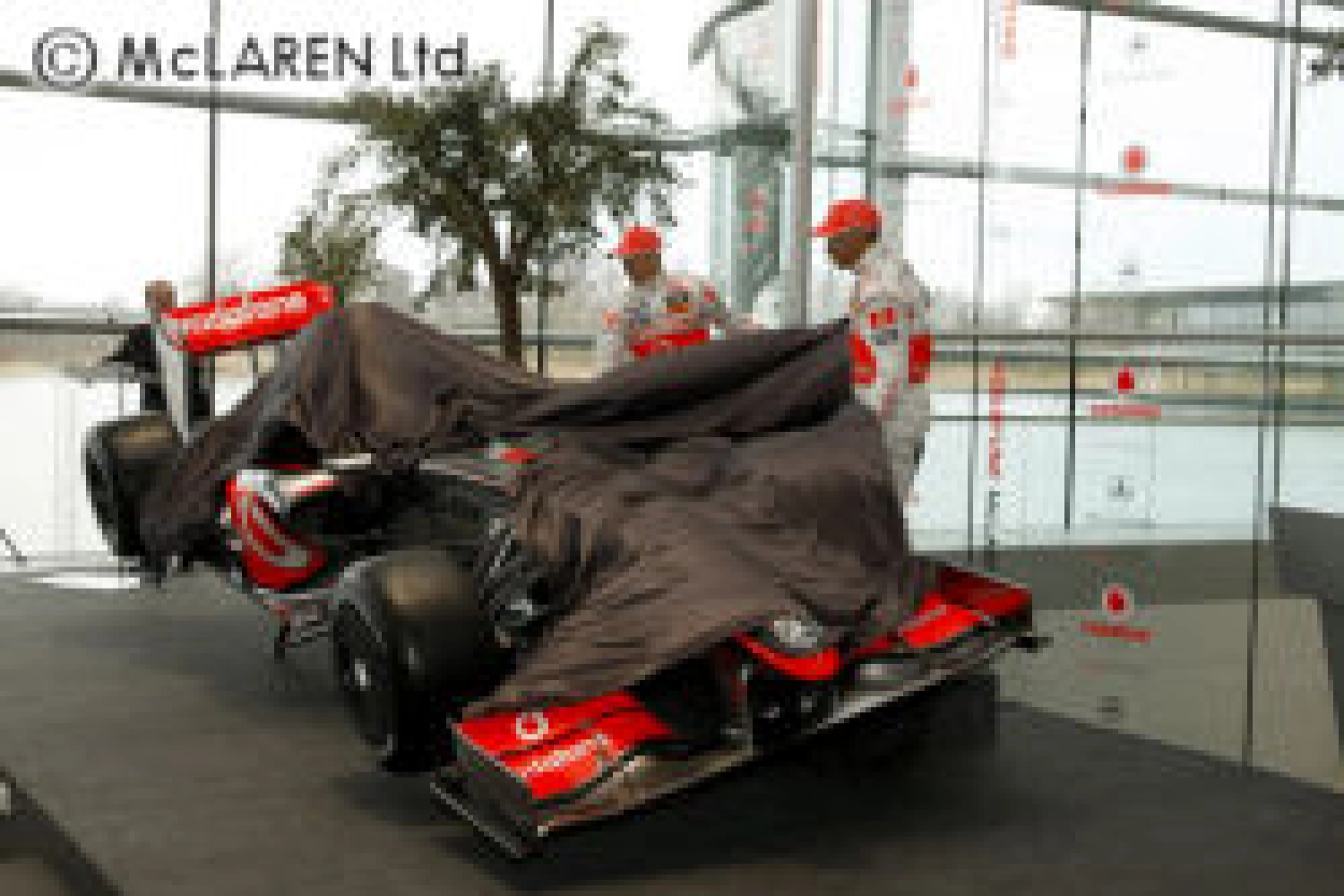 McLaren issues written apologies to the FIA