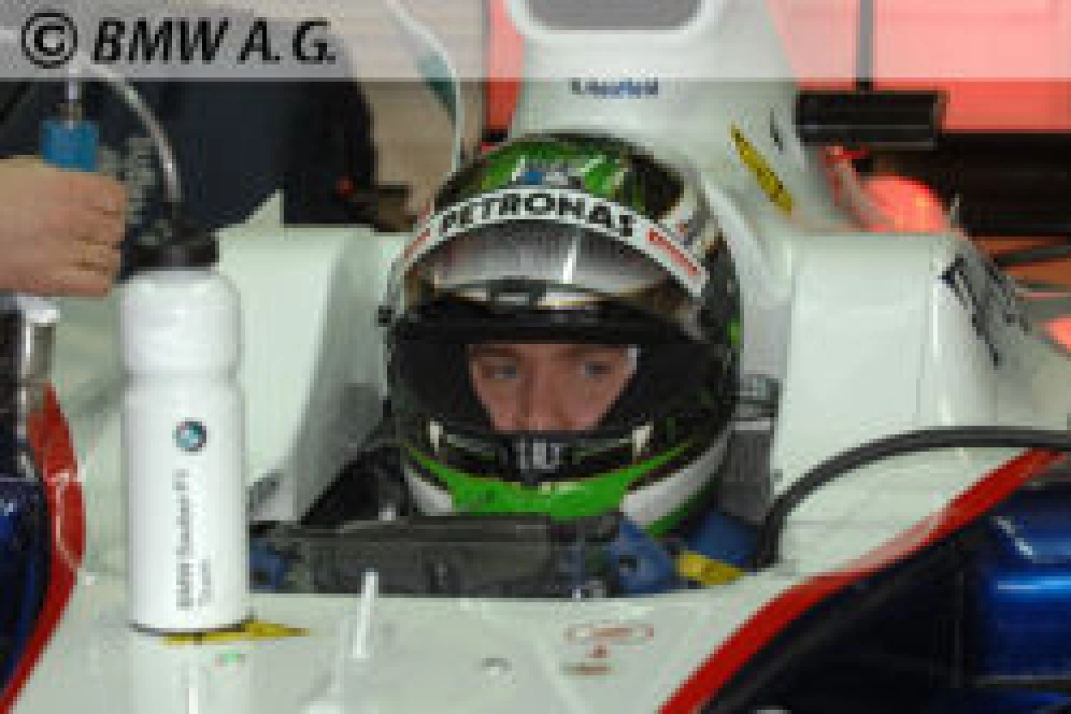 Nick Heidfeld new reserve driver for Mercedes GP