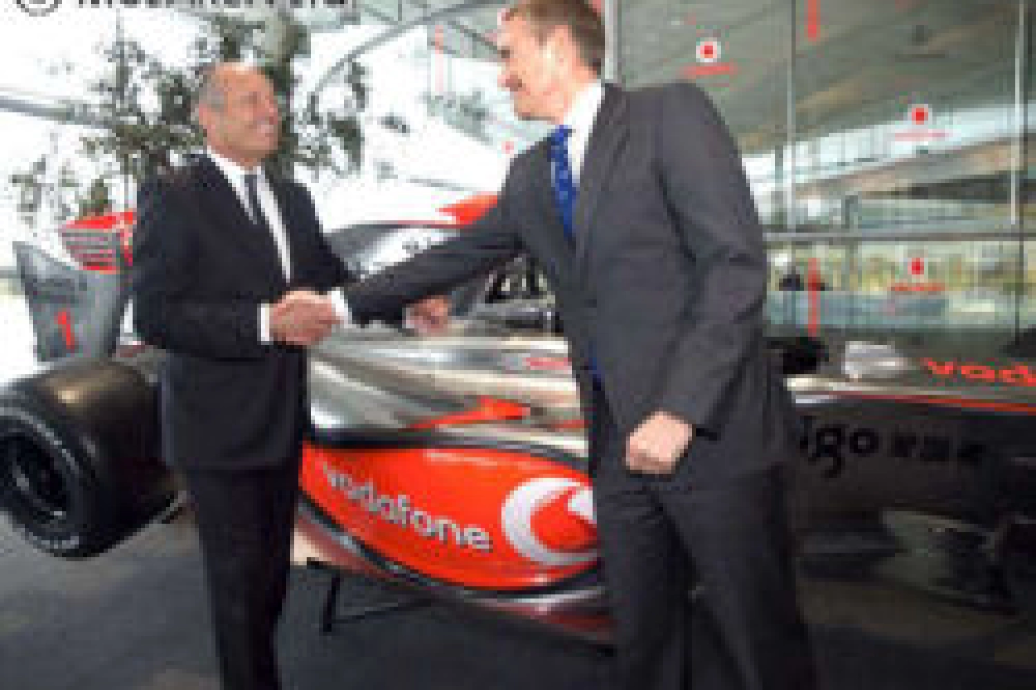 McLaren reveals a restructuring of its teams