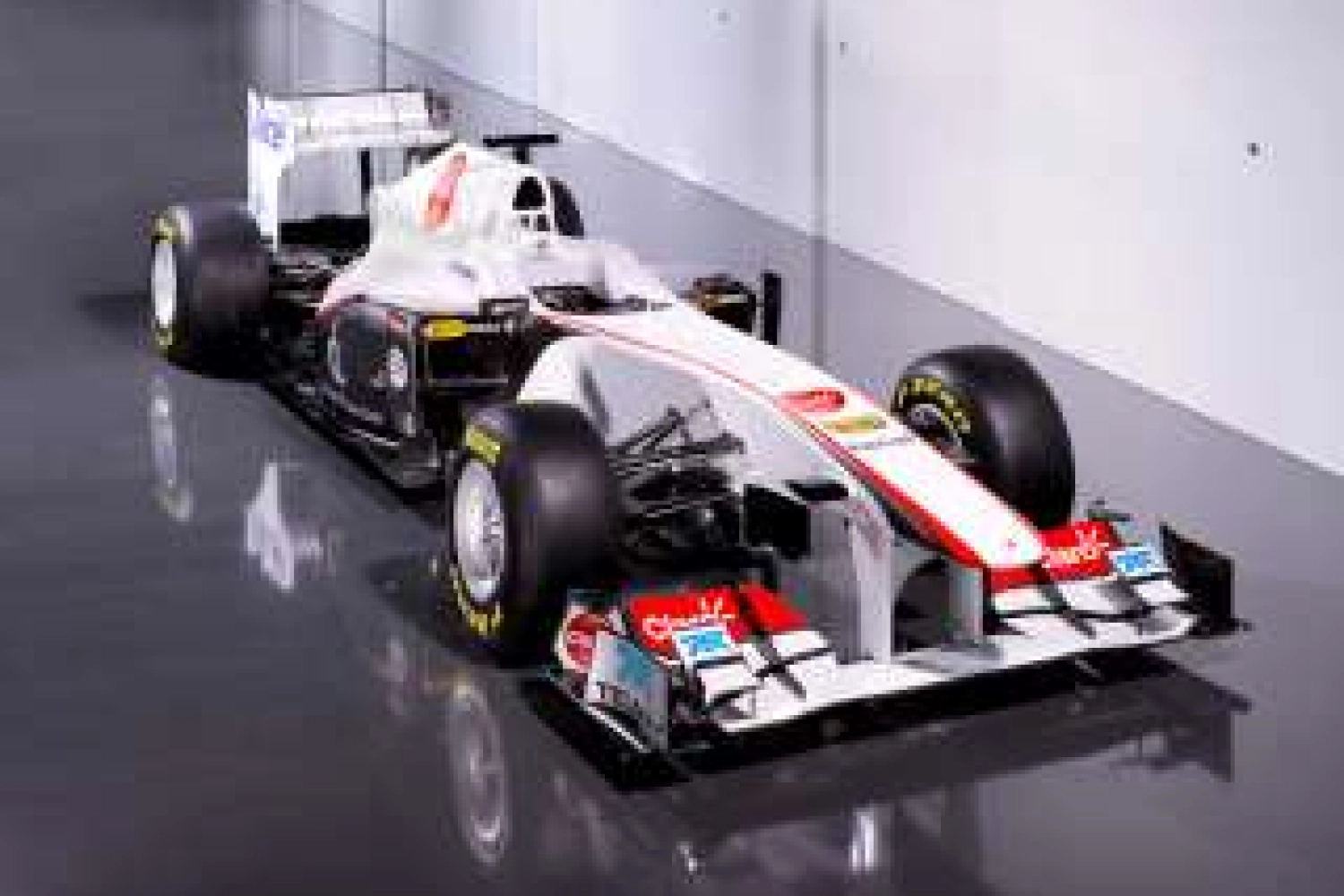 Sauber presents the Formula 1 C30