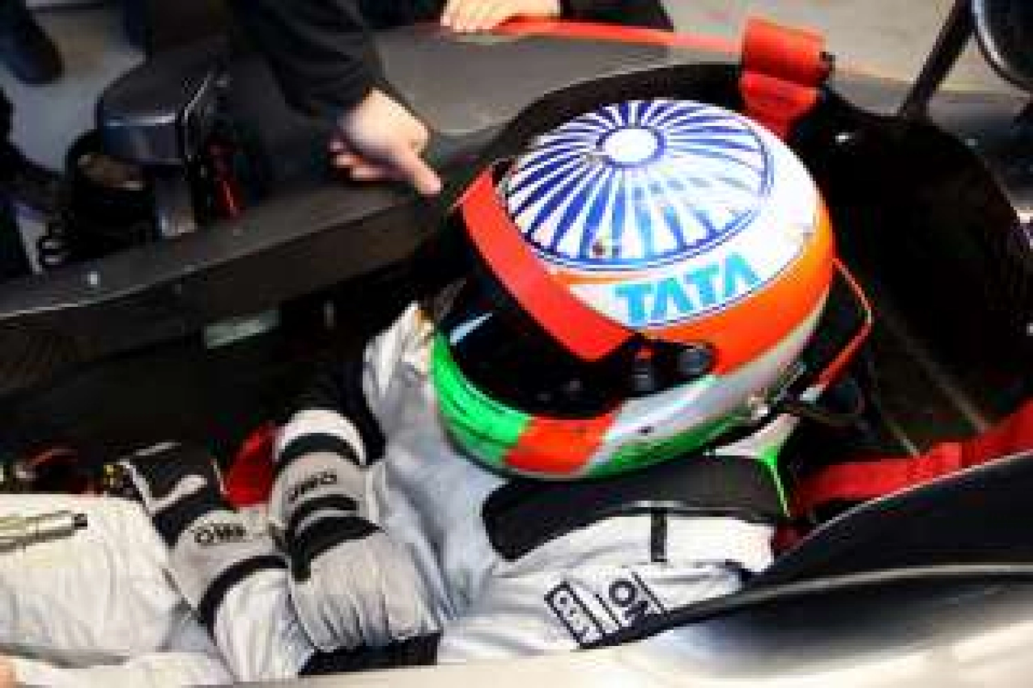 Narain Karthikeyan believes in qualifying in Malaysia