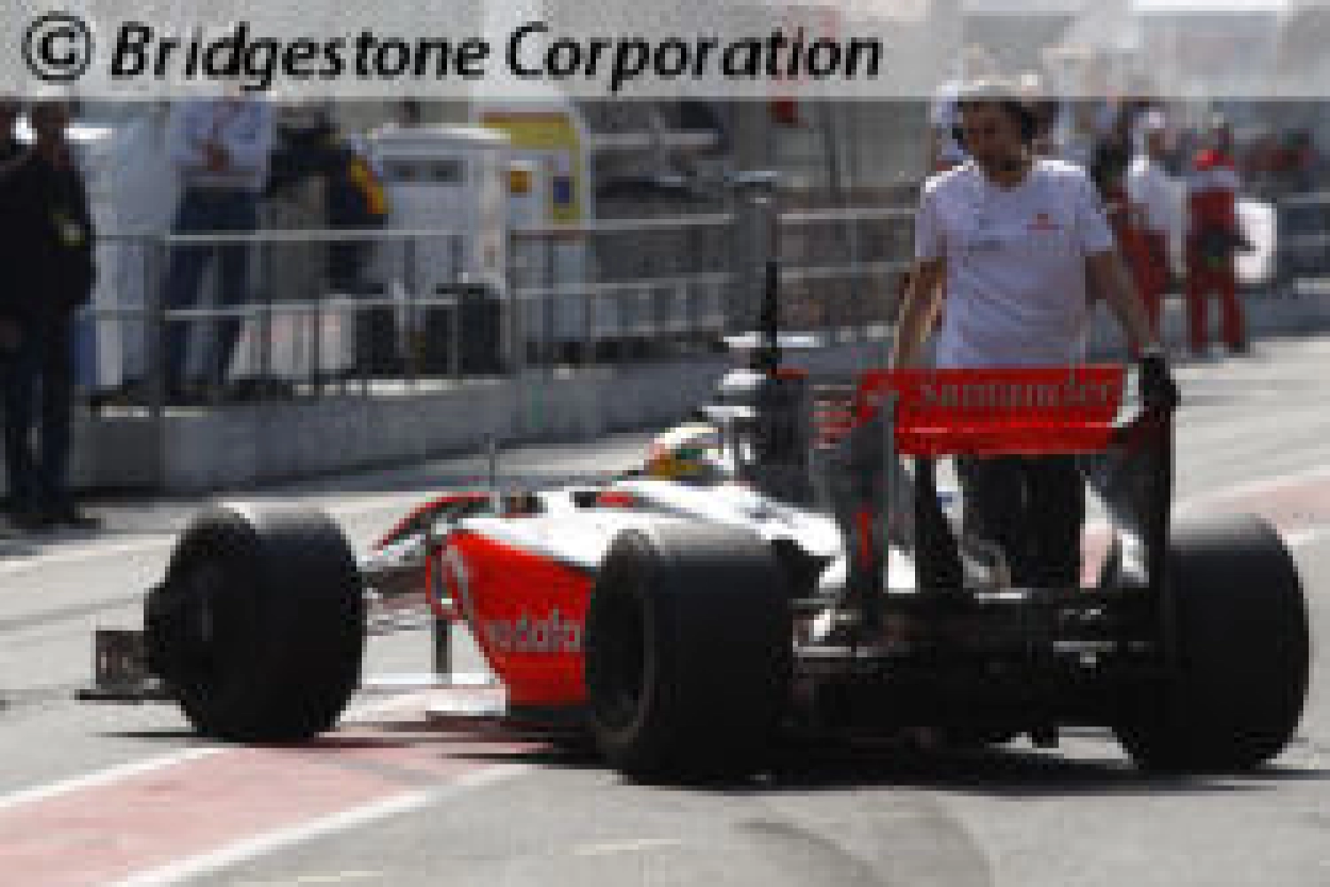 Pedro de la Rosa returns to McLaren