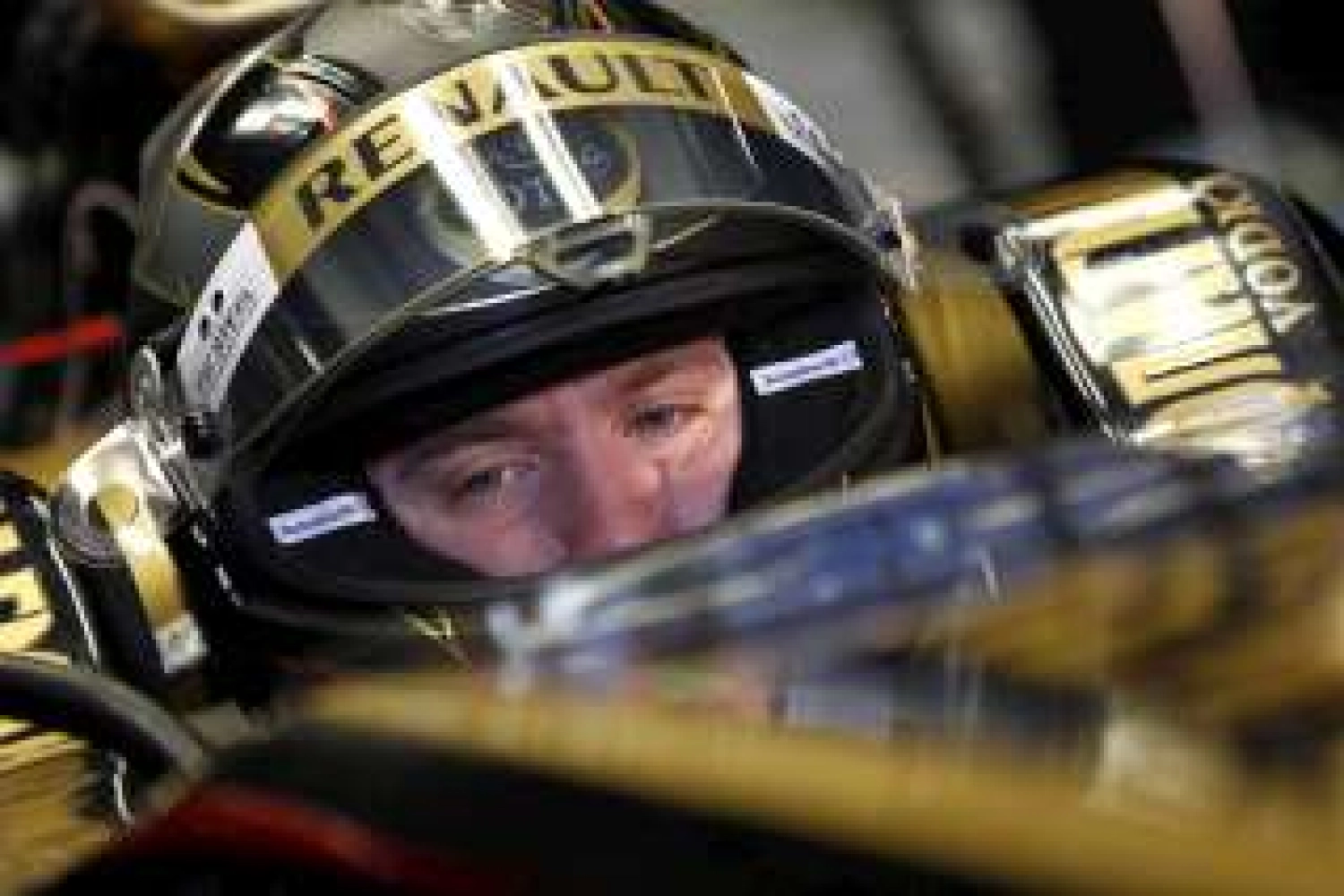 Sunday: the two Lotus Renault GP in the points