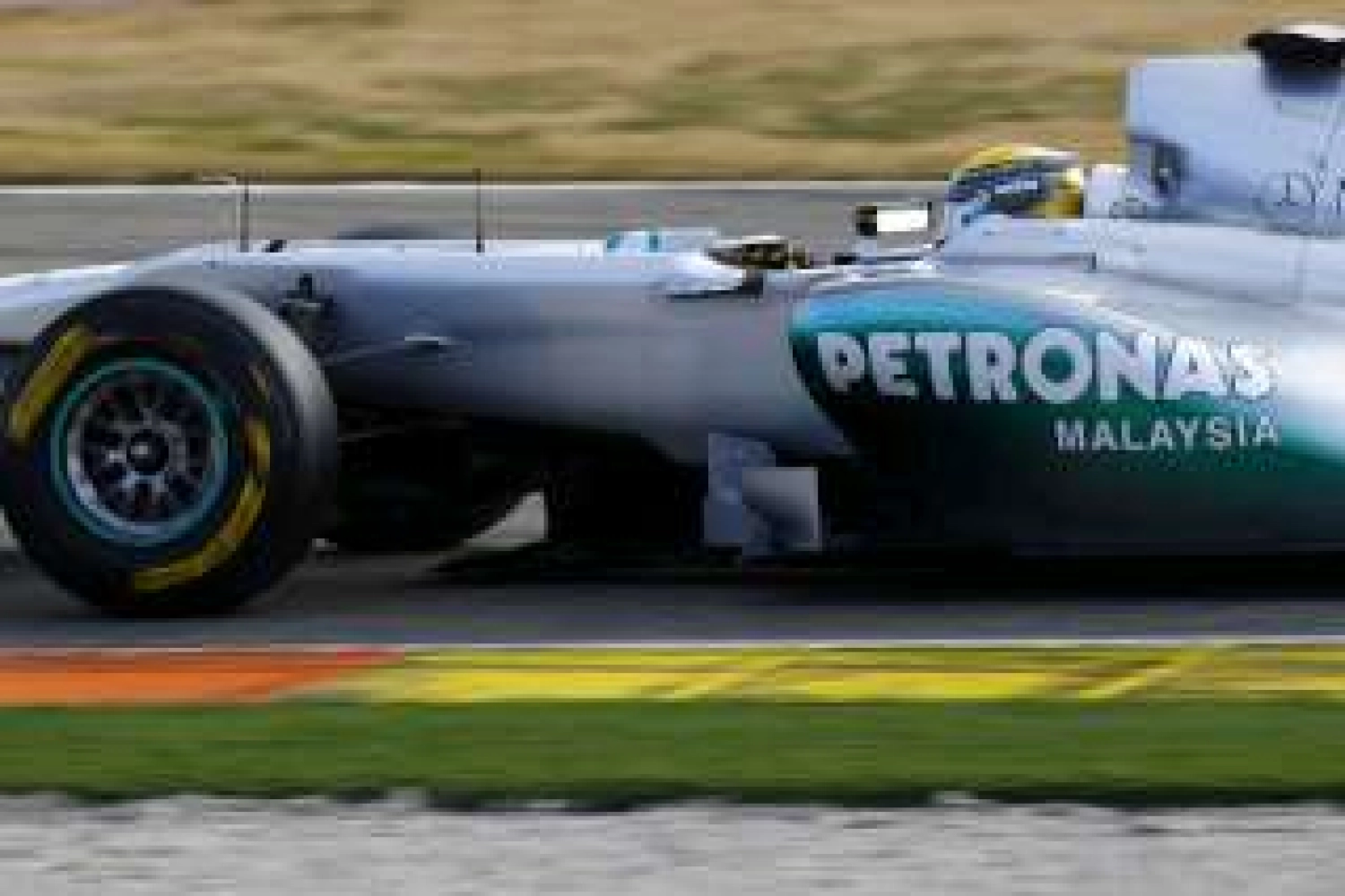 Canada GP – Free Practice 1: Rosberg on top, Vettel in the wall