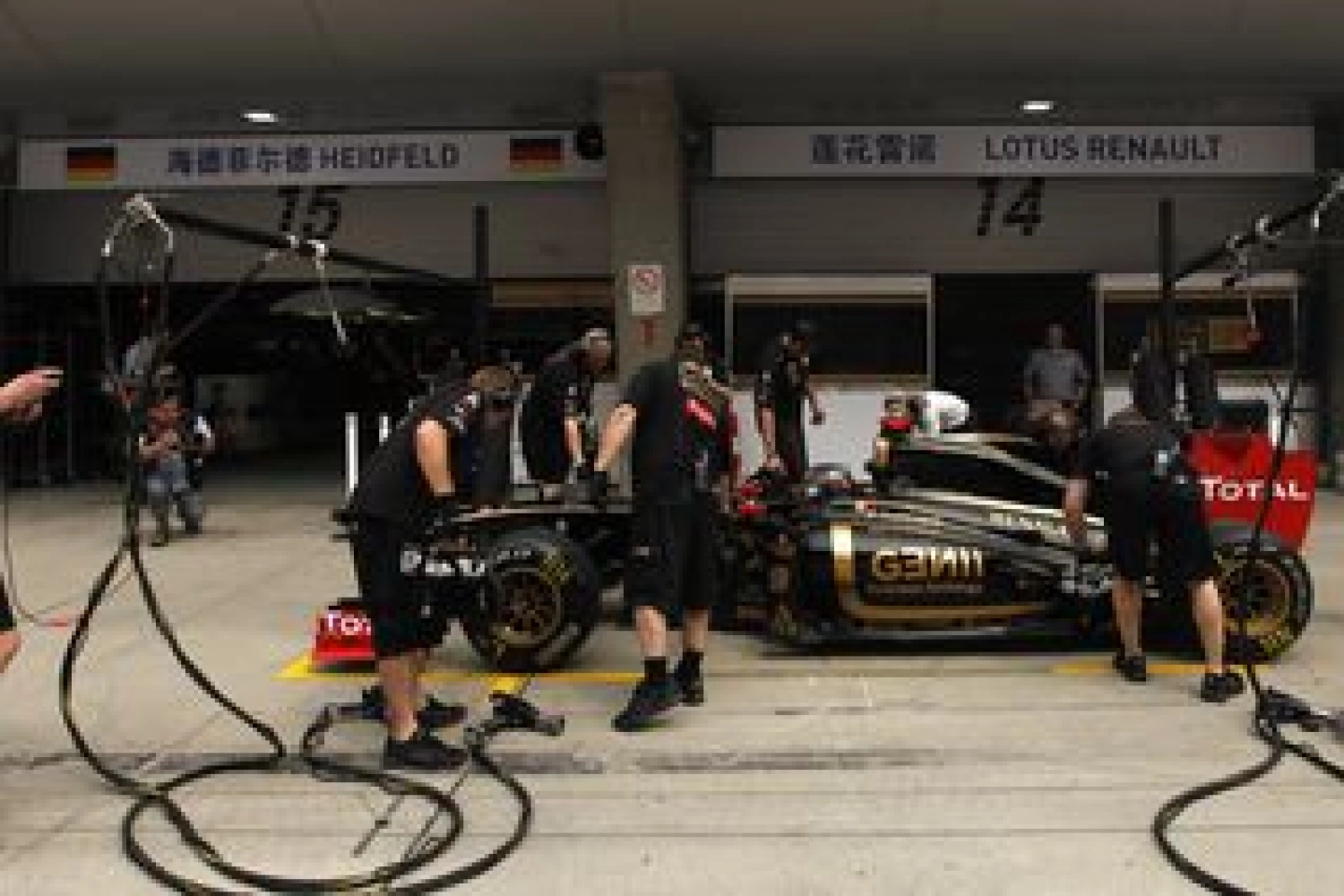 Lotus Renault GP will have to change Nick Heidfeld’s chassis