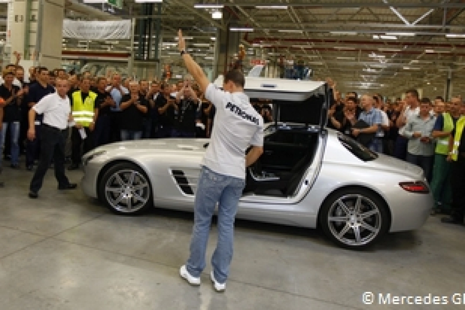 What cars do F1 drivers own?