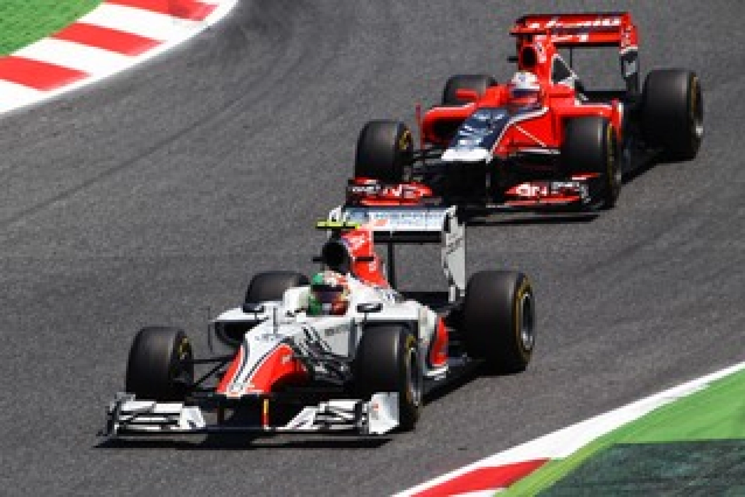 Sunday: Liuzzi and Ricciardo bring up the rear with HRT