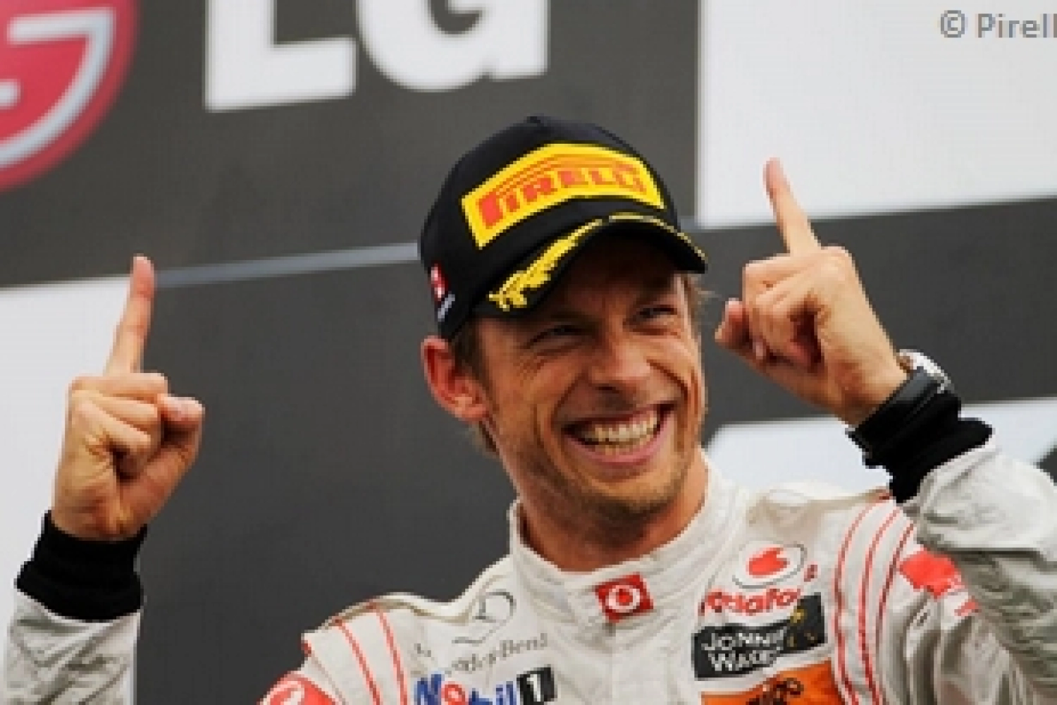 Jenson Button extends with McLaren