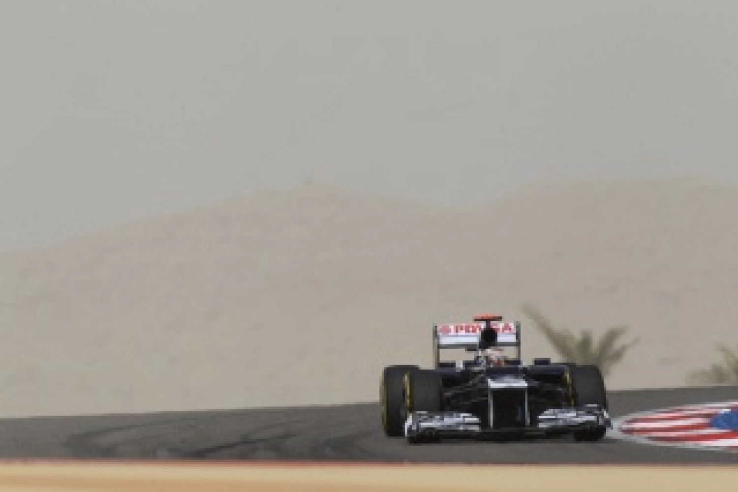 Maldonado will drop 5 places on the grid in Bahrain