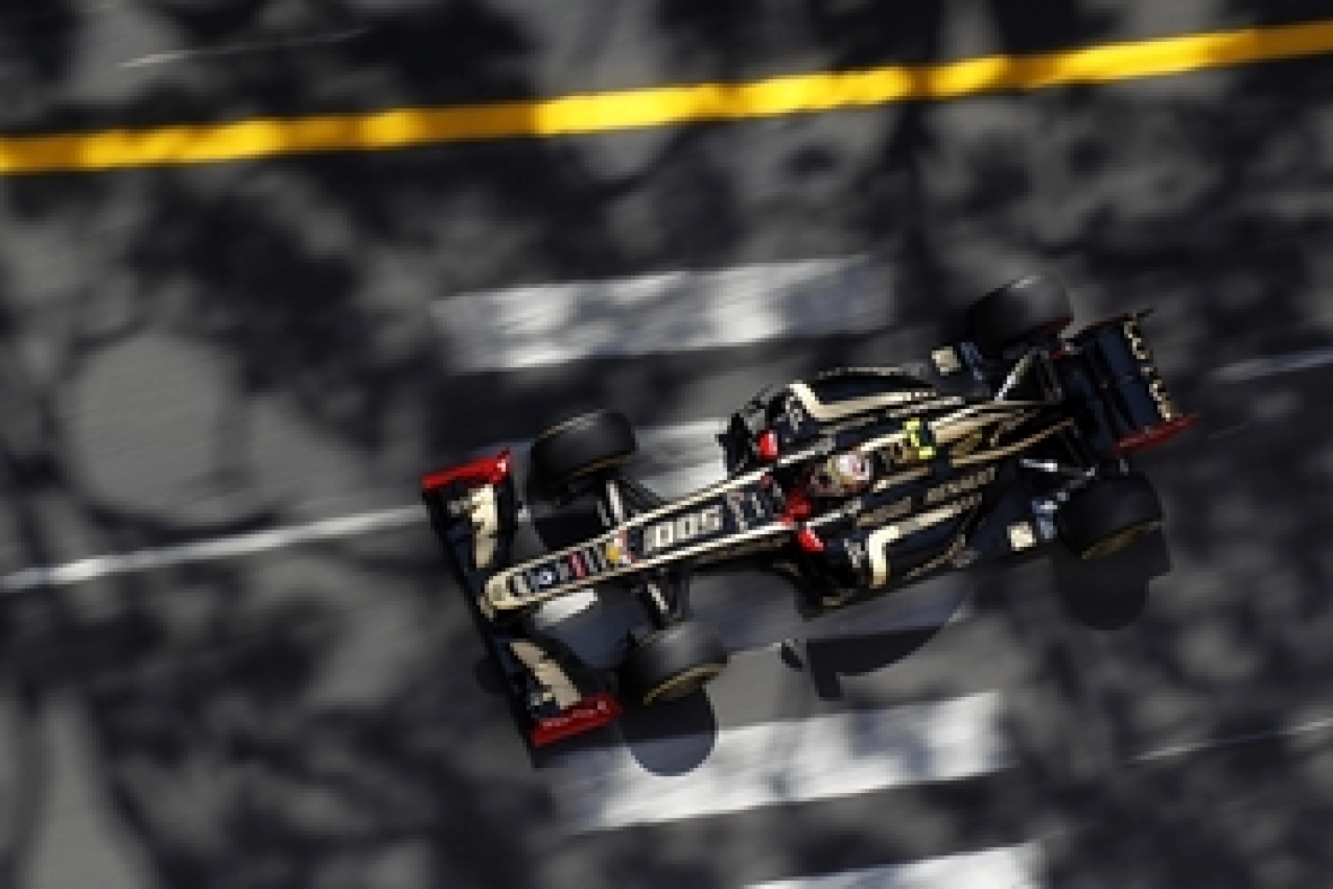Saturday: Grosjean and Räikkönen Disappointed with Lotus