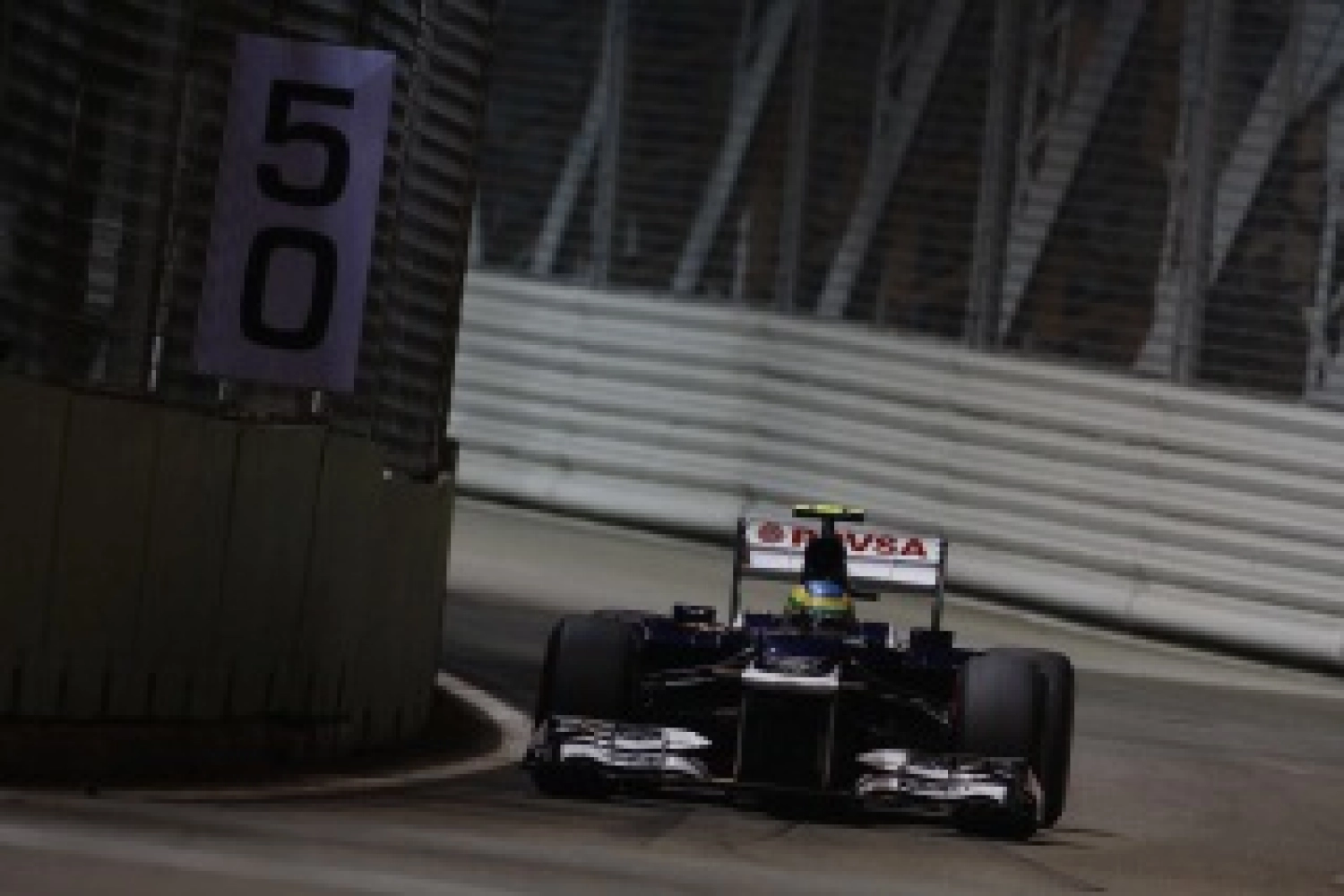 Saturday: Maldonado rekindles the Williams flame in Singapore