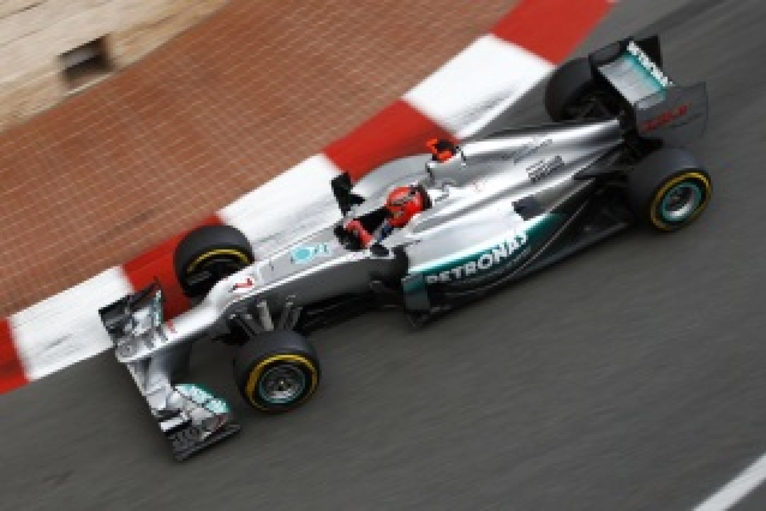 Mercedes hopes to be competitive at Silverstone