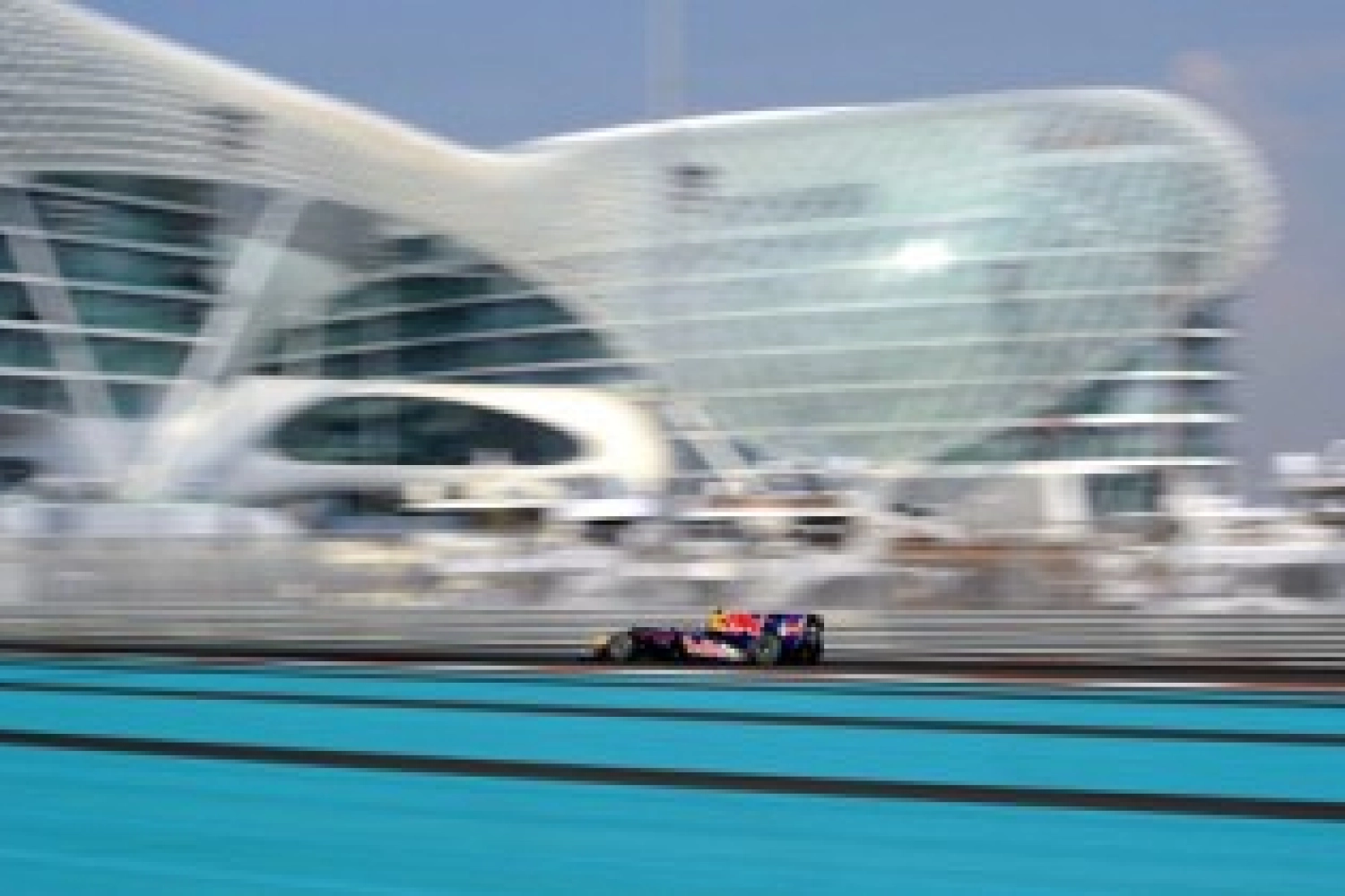 Private Testing – Day 3: Vergne 4 tenths off the best time this morning