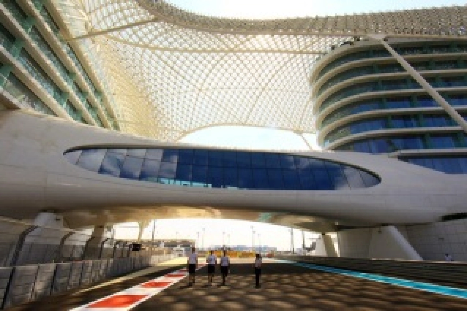 Abu Dhabi: The Pilots’ Perspective