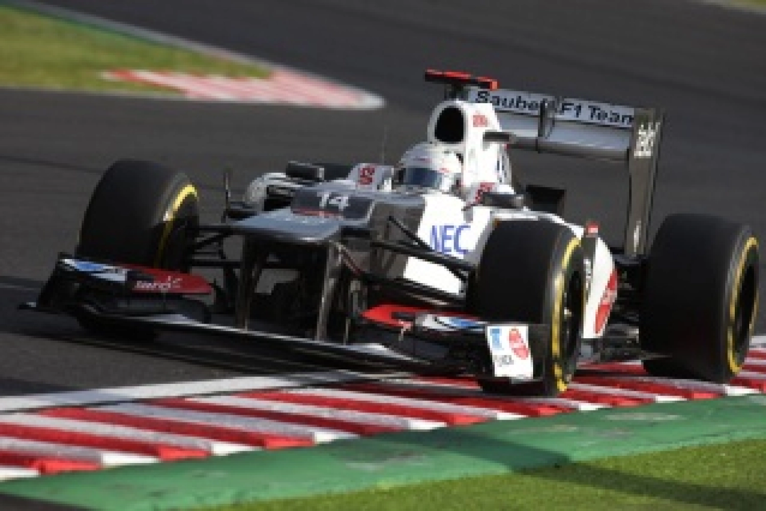 Friday: Kobayashi unsatisfied, Pérez delayed at Sauber