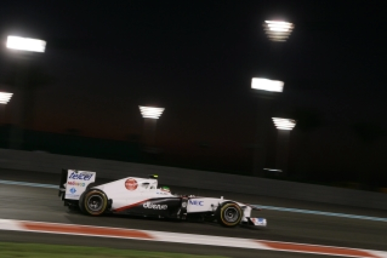 Saturday: Aggressive Strategy for Perez and Sauber in Abu Dhabi