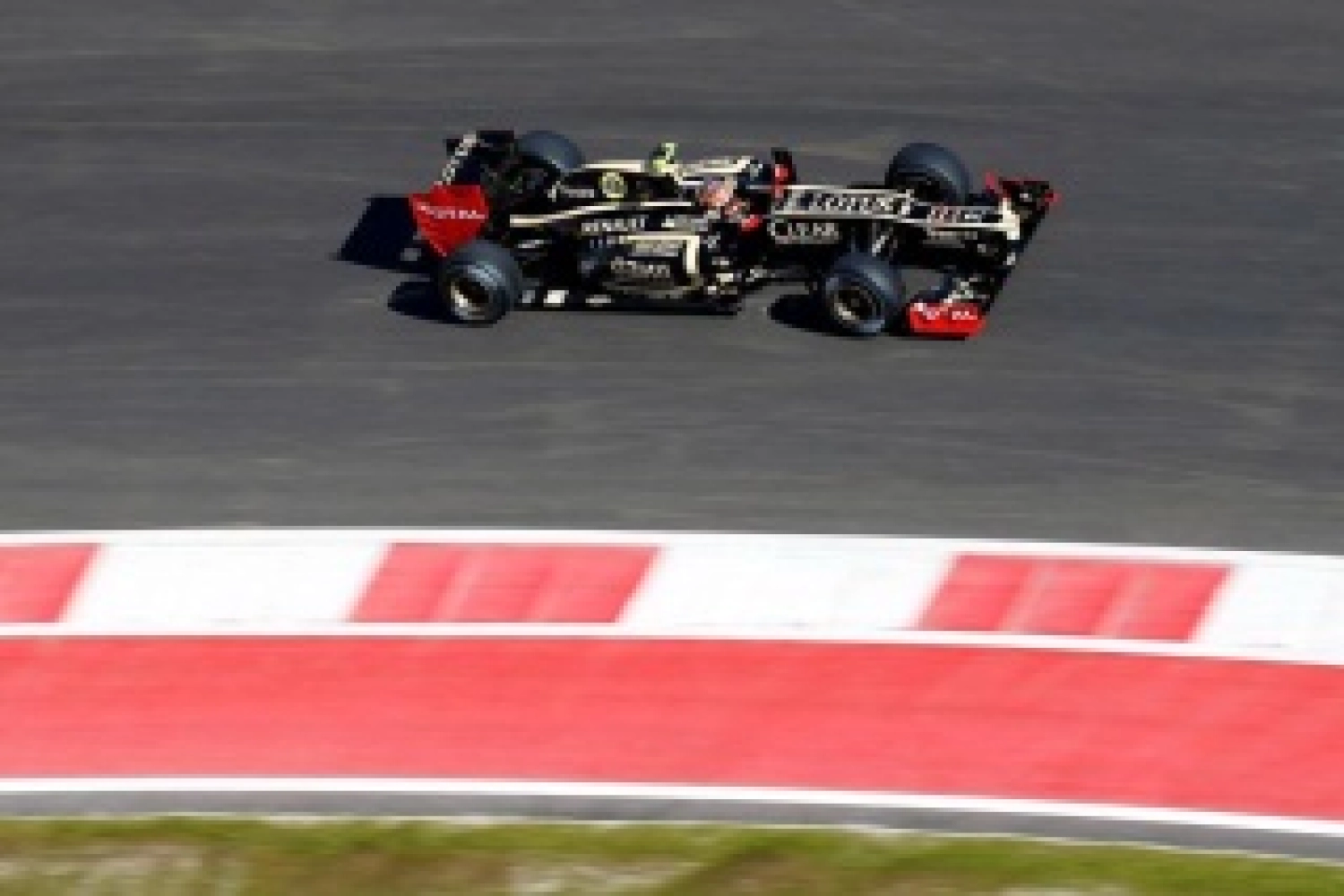 Sunday: Lotus’s Räikkönen and Grosjean score closely in the points
