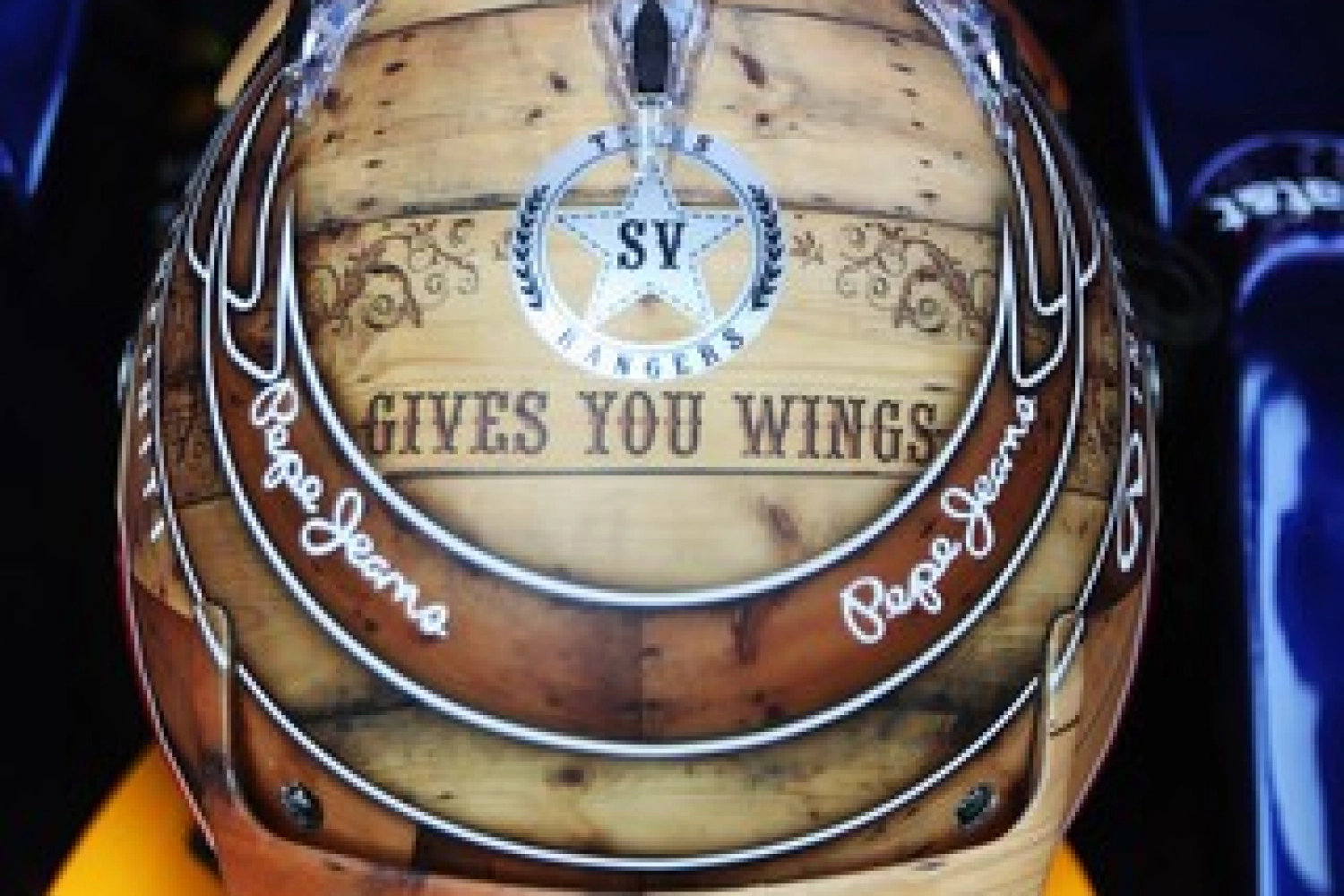 Hamilton and Vettel asked to modify their helmets in Austin