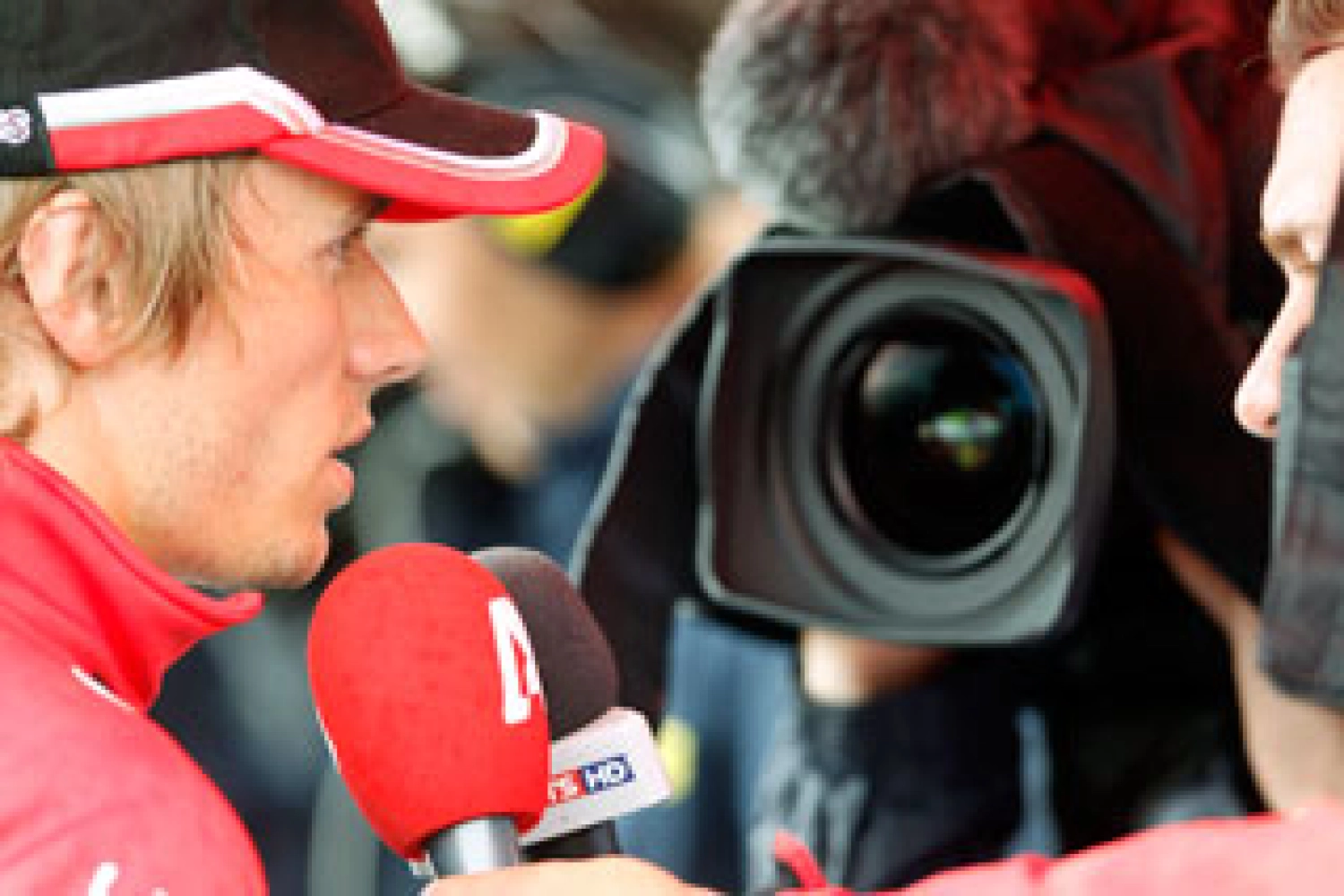 Japan: Check Out the TV Schedule!