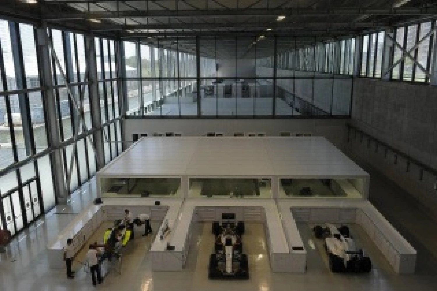 HRT produces an electric bike with Yamimoto