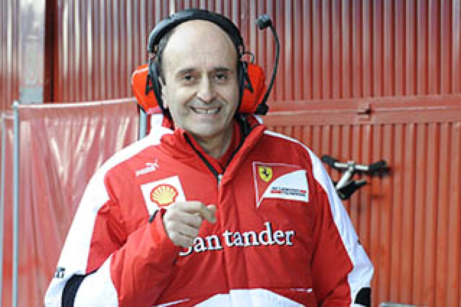 Ferrari hopes to keep its 2 customer teams in 2014