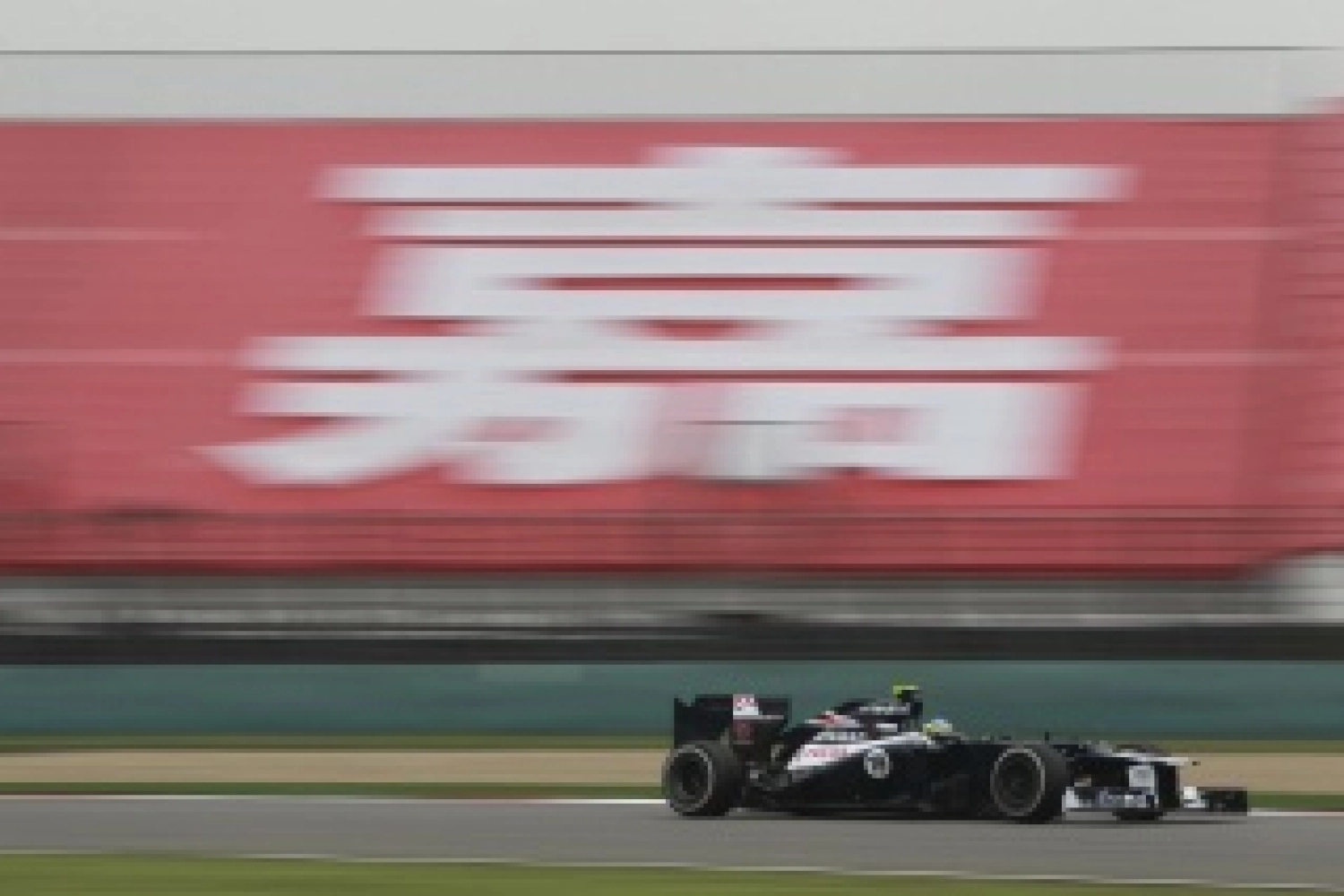 Williams wants to continue their points haul in Bahrain