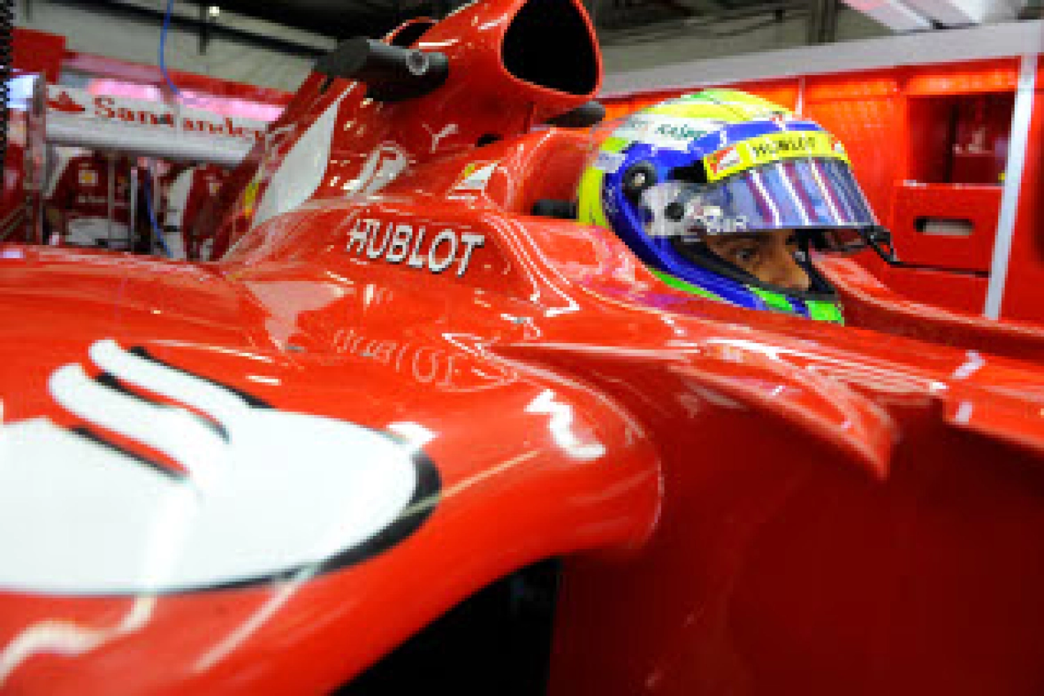 Sunday: Alonso wins, Massa finishes on the podium