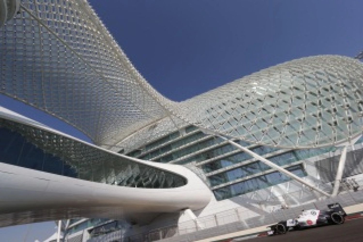 Friday: Hülkenberg happy with his Sauber in Abu Dhabi