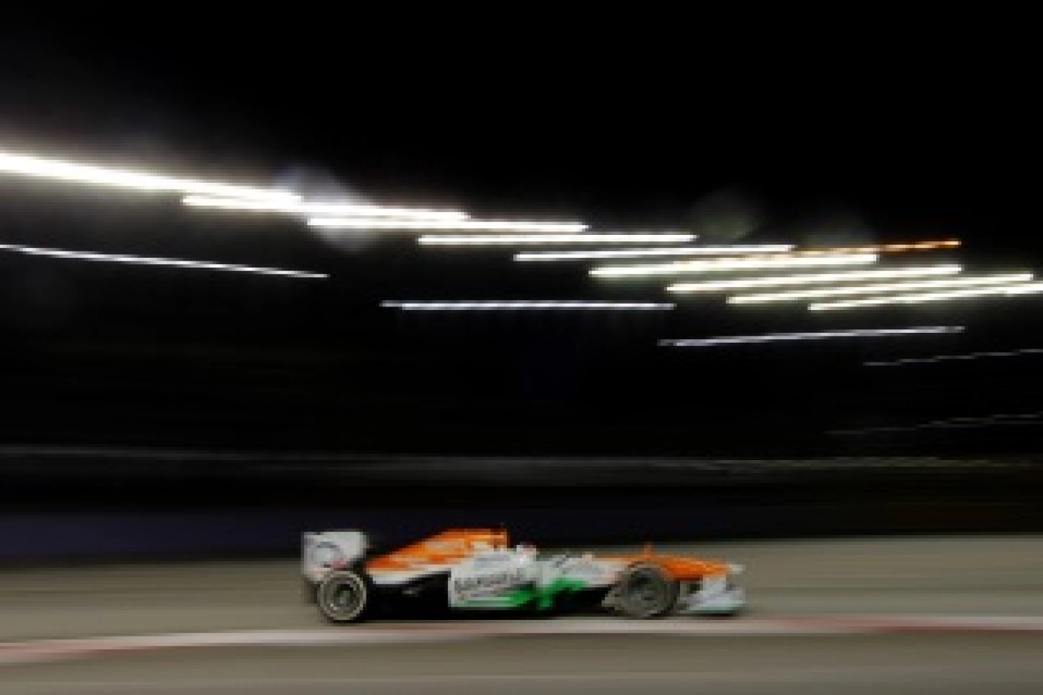 Friday: Force India drivers slowed down by a brake problem