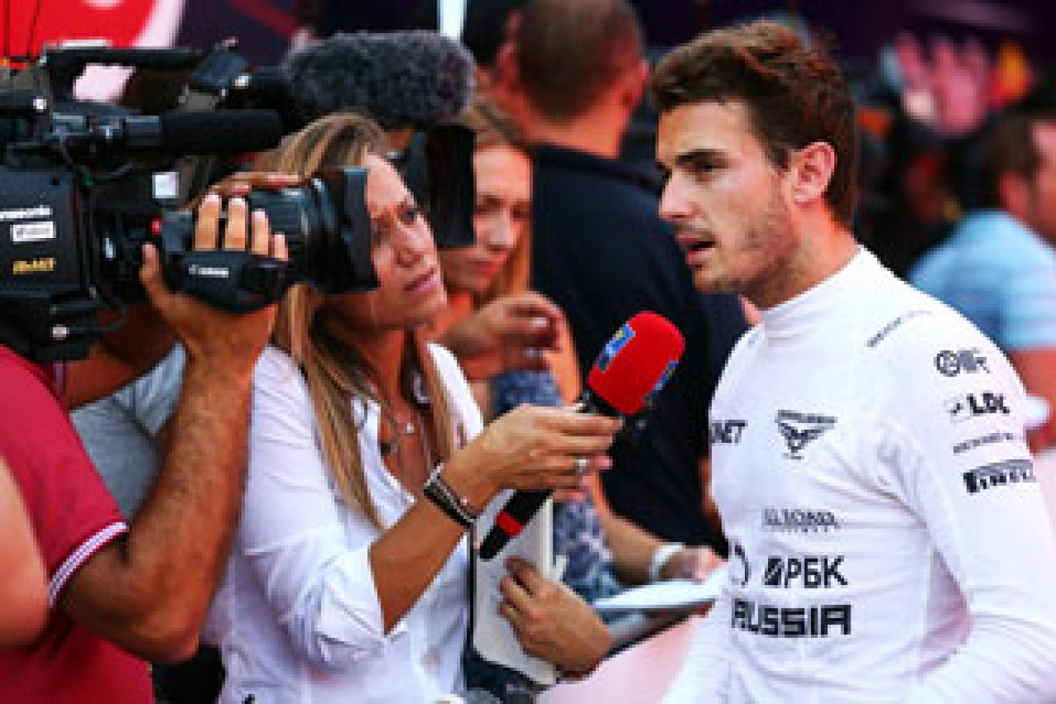 Abu Dhabi: Ask for the TV schedule!