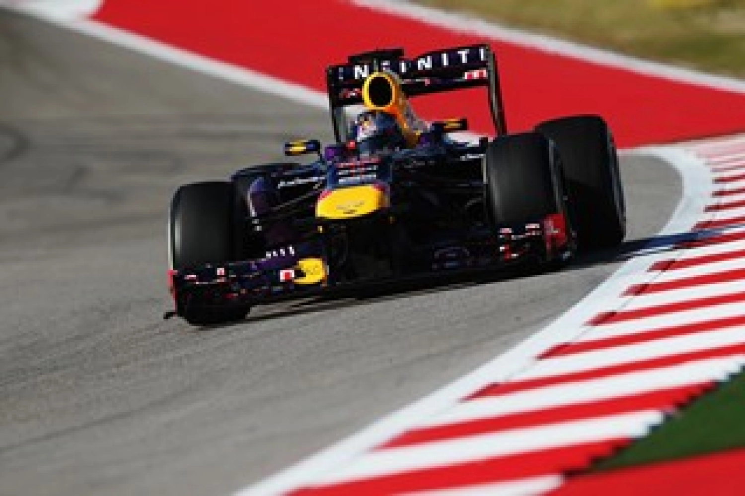 Saturday: Sebastian Vettel regains control at Red Bull