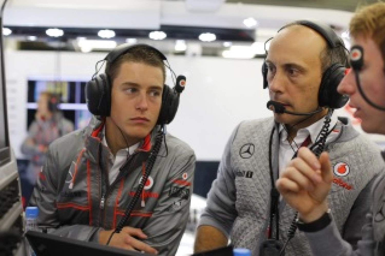 Stoffel Vandoorne reserve driver for McLaren in 2014