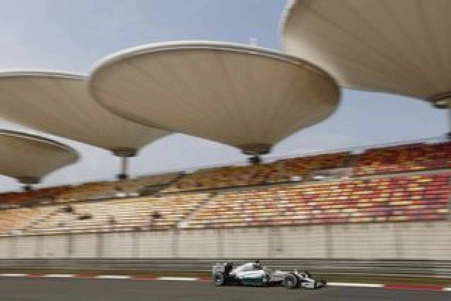 Sunday: Hamilton and Rosberg deliver Mercedes a 3rd one-two finish