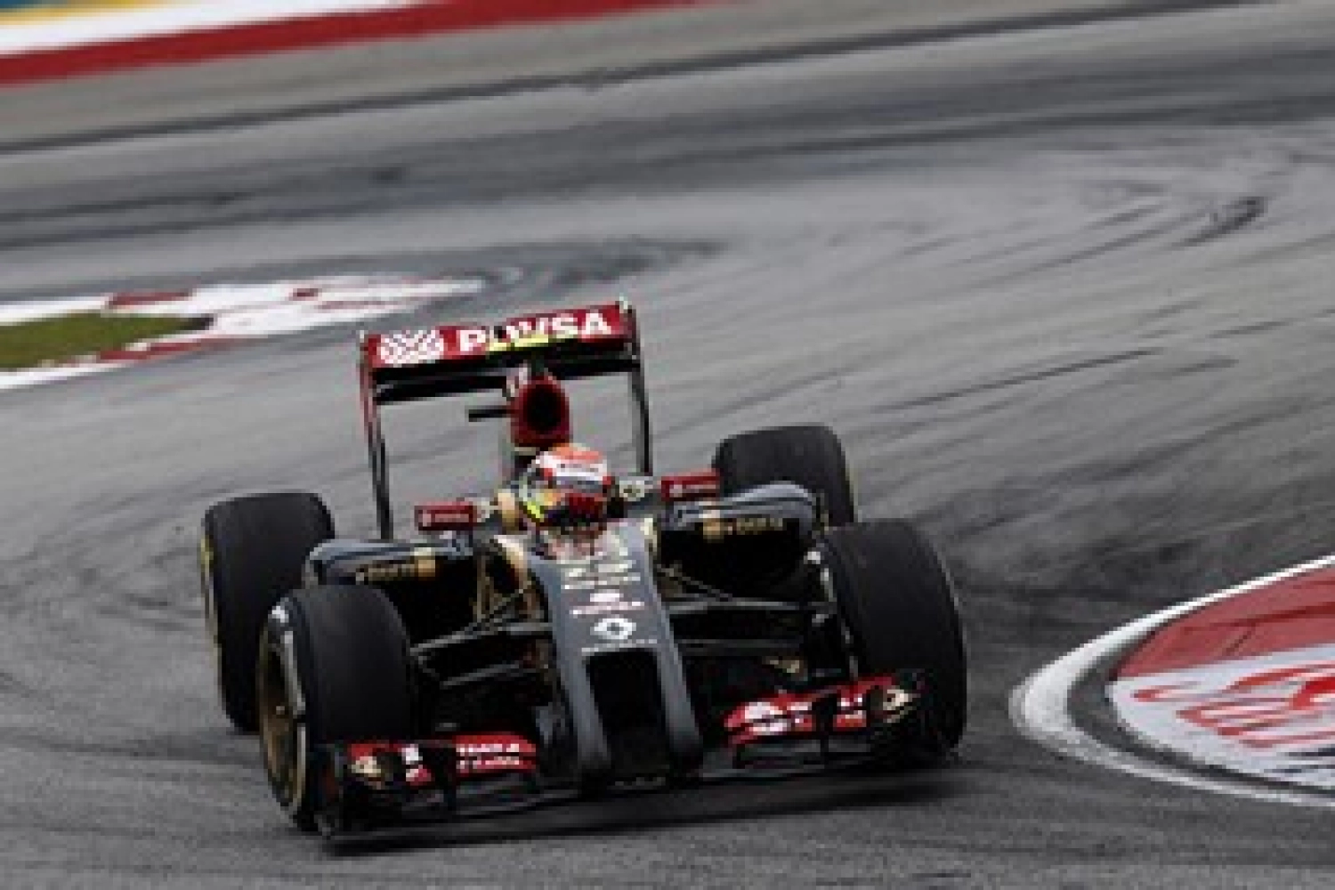 Sunday: No Lotus F1 in the points in Hungary