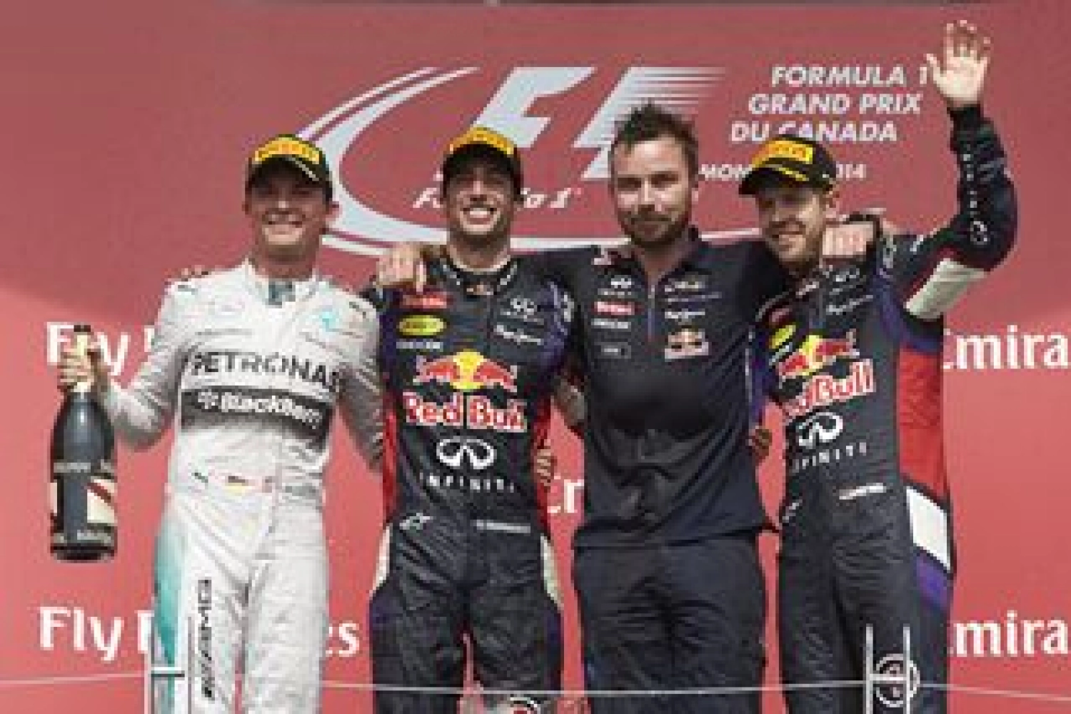 Red Bull: Ricciardo Optimistic for Vettel
