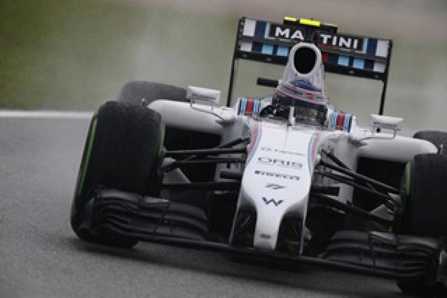 Belgium – Free Practice 3: Bottas Dances in the Spa Rain