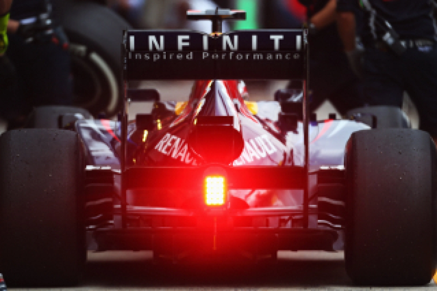 Red Bull denies designing its own engine for F1