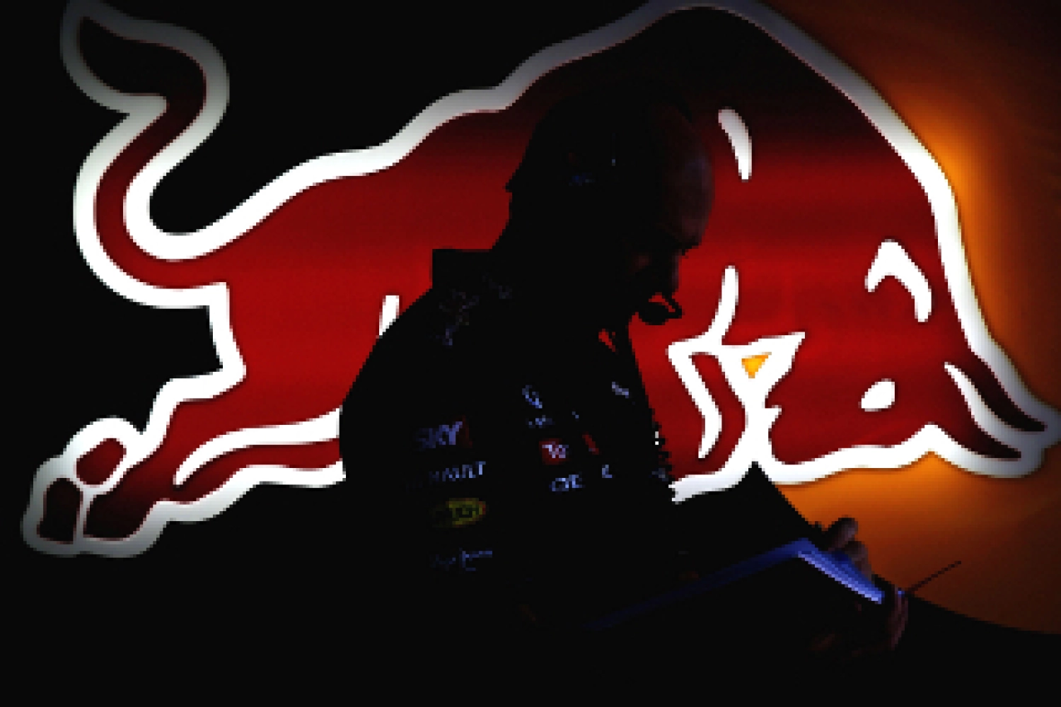 Verstappen: Newey Concerned About the Future of Young Drivers, Villeneuve Criticizes