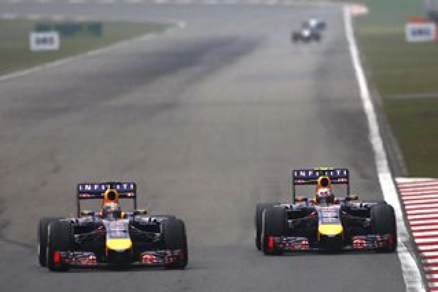 Sunday: Ricciardo and Vettel limit the damage for Red Bull