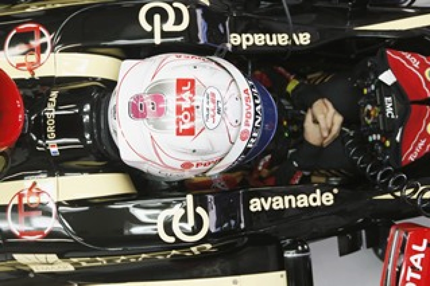 Grosjean views the agreement between Lotus F1 and Mercedes favorably