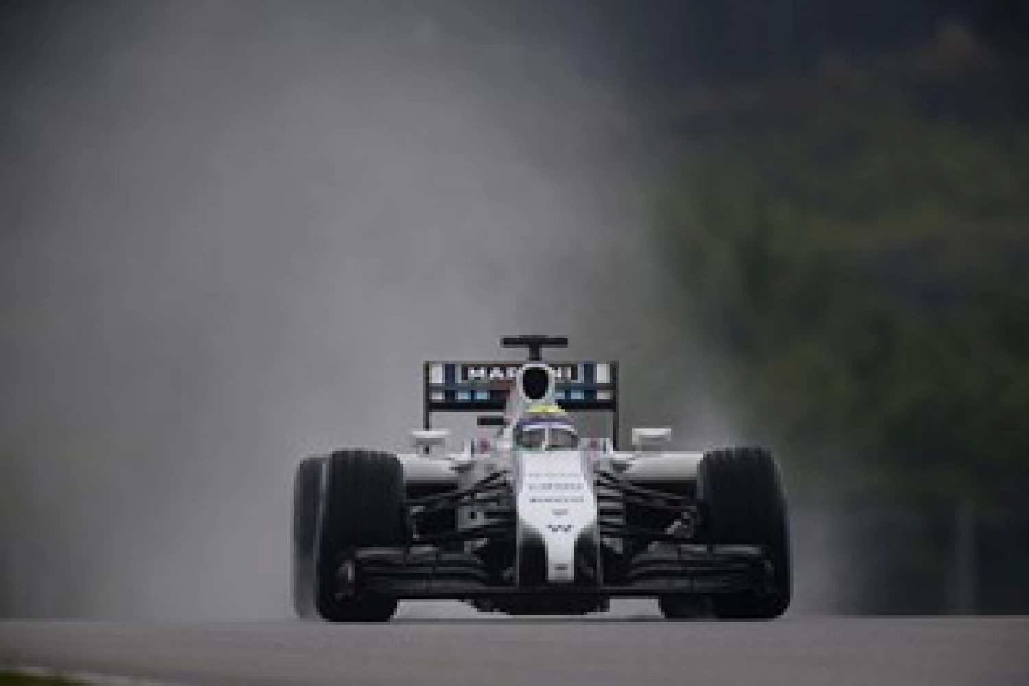 Sunday: Williams drivers happy with points scored at Suzuka