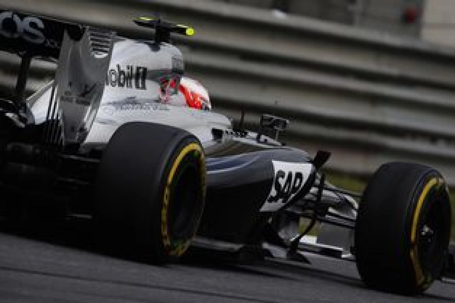 Friday: Productive day for Button and McLaren