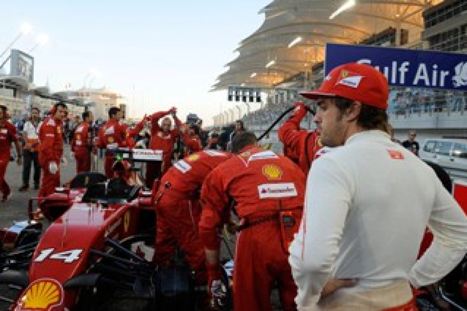 Saturday: Alonso satisfied with developments, Räikkönen makes a mistake